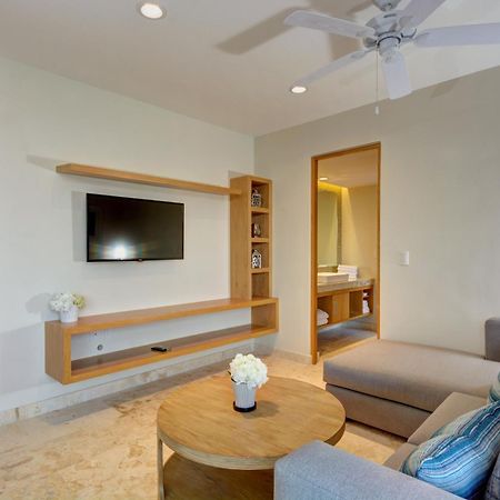 Anah Suites By Las Flores Vacation Rentals Плая дел Кармен Екстериор снимка